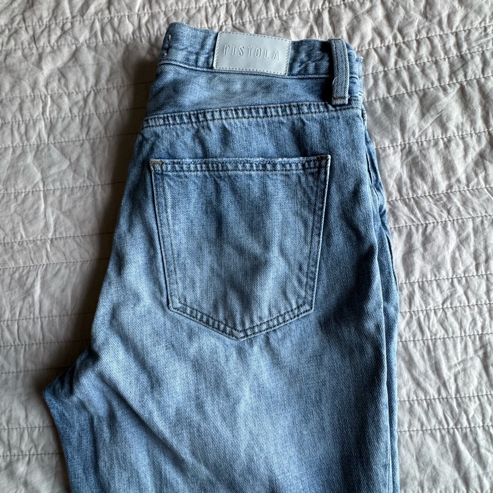 Pistola Blue Jeans